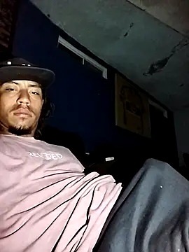 AlexAlejandro13 网络视讯表演
