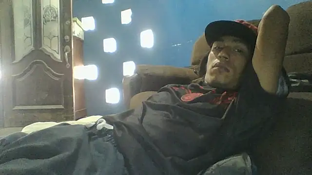 AlexAlejandro13 Webcam-Show