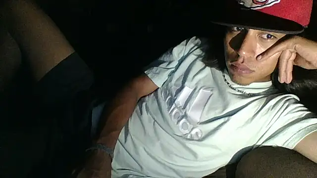 AlexAlejandro13 Webcamshow