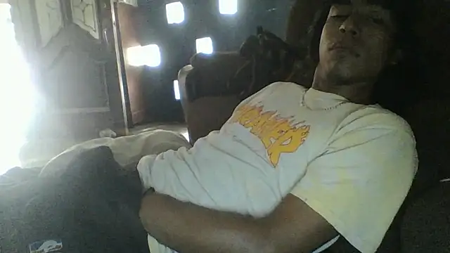 AlexAlejandro13 Pertunjukan Webcam