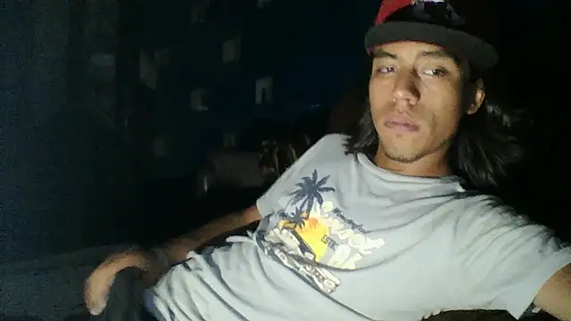 AlexAlejandro13 ওয়েবক্যাম শো