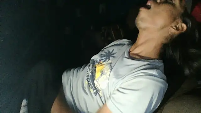 AlexAlejandro13 Pertunjukan Webcam