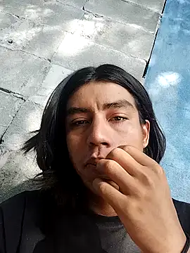 AlexAlejandro13 webcam show