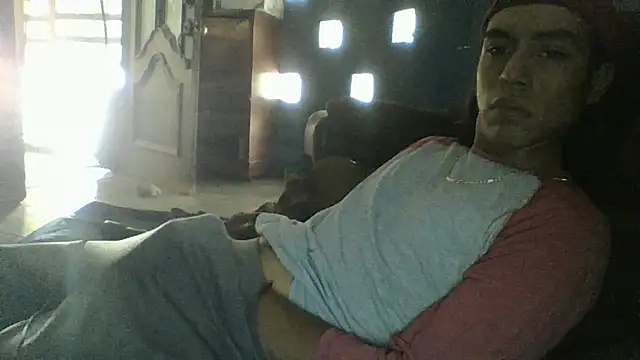 AlexAlejandro13 – Live XXX-chat