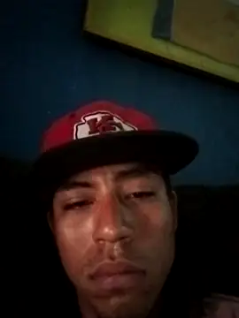 AlexAlejandro13's Webcam Show