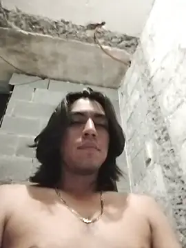 Show de AlexAlejandro13 na webcam