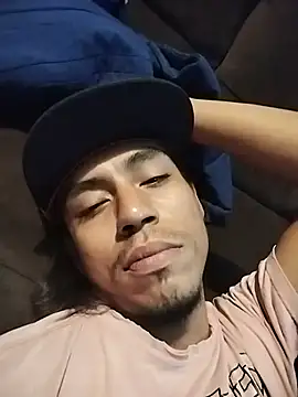 AlexAlejandro13 Pertunjukan Webcam