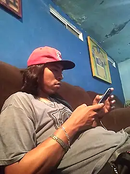 Chat XXX en directo de AlexAlejandro13