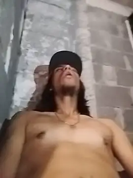 AlexAlejandro13: διαδικτυακό σόου στην κάμερα