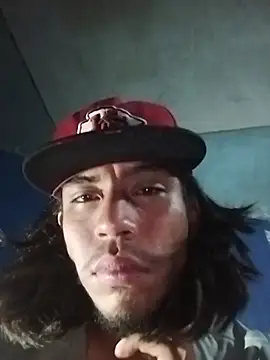 AlexAlejandro13 Pertunjukan Webcam