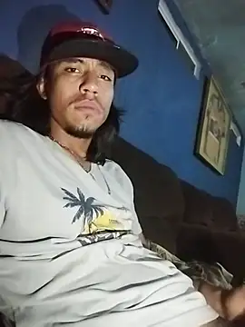 AlexAlejandro13's Webcam Show