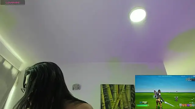 Khalifa_Gold Adlı Modelin Web Kamerası Şovu