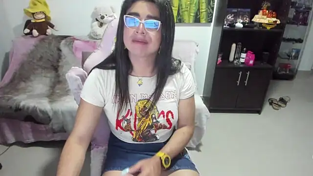 Khalifa_Goldn Webbikameraesitys