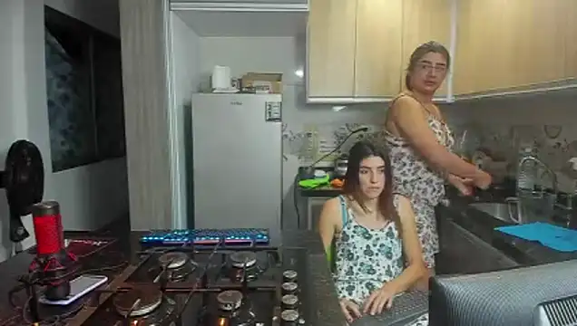 Khalifa_Goldn Webbikameraesitys