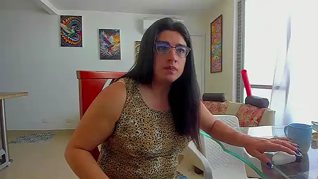 Khalifa_Gold Adlı Modelin Web Kamerası Şovu