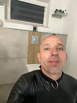 Niceguyxxx1234 网络视讯表演