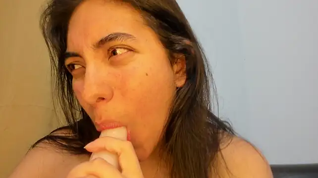 emilysex_118's Live Chat Room