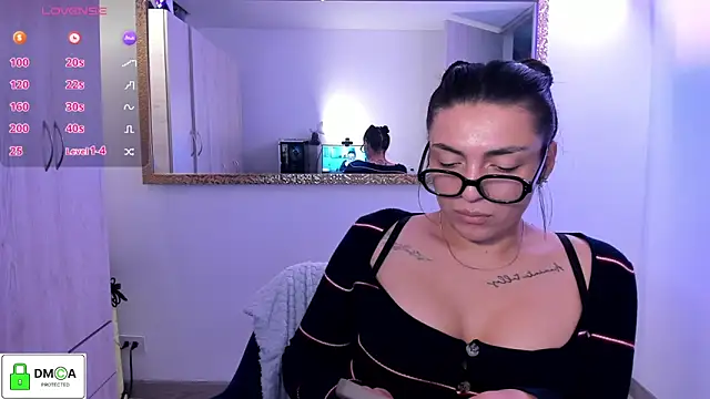 EricaVanderhill 웹캠 쇼