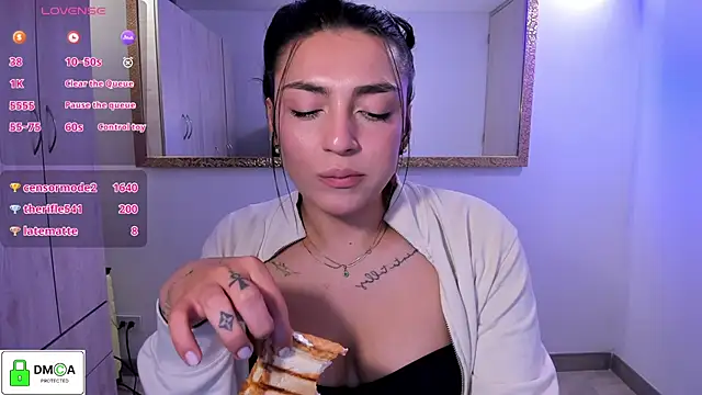 EricaVanderhill ওয়েবক্যাম শো
