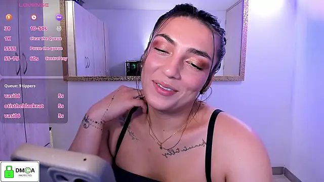 EricaVanderhill 网络视讯表演