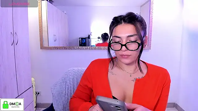 عرض كام EricaVanderhill