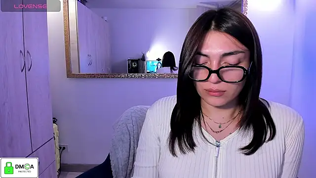 EricaVanderhill 网络视讯表演