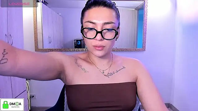 Webkamerová show EricaVanderhill
