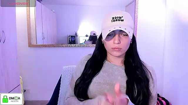 Вебкам-шоу EricaVanderhill