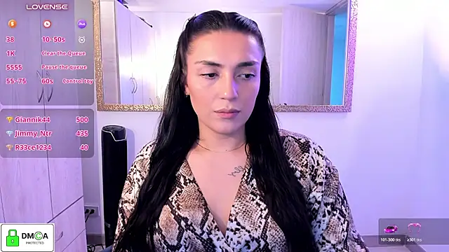 EricaVanderhill Show Webcam
