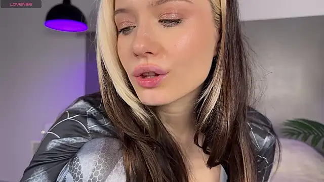 _blowjob_queen 网络视讯表演