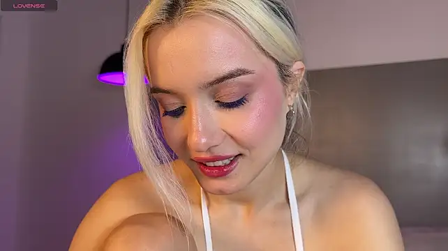 _blowjob_queen Pertunjukan Webcam