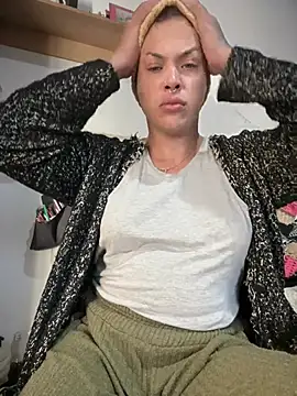 alicetgirlbr webcam show
