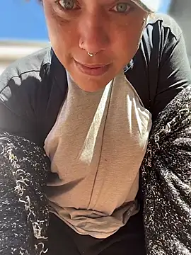alicetgirlbr 在線直播表演
