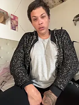 alicetgirlbr's Webcam Show