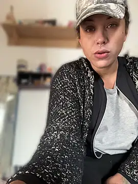 alicetgirlbr Adlı Modelin Web Kamerası Şovu