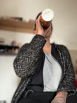 alicetgirlbr 网络视讯表演