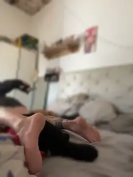 Webkamerová show alicetgirlbr
