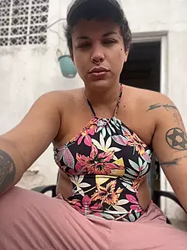 alicetgirlbr Show in webcam