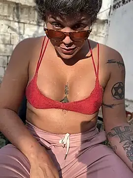 alicetgirlbr ওয়েবক্যাম শো