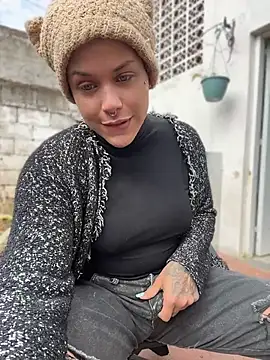 alicetgirlbr's Webcam Show