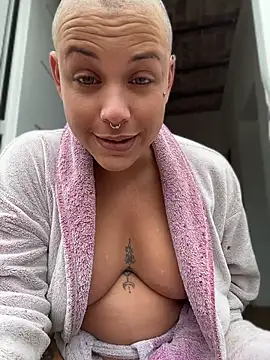 alicetgirlbr – webcam-show