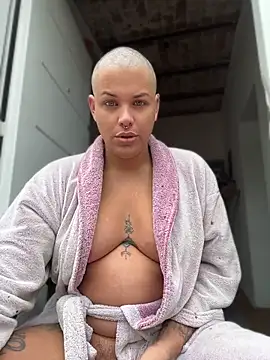 Show de alicetgirlbr na webcam