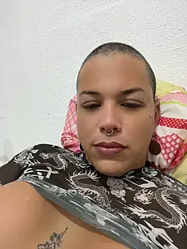 Вебкам-шоу alicetgirlbr