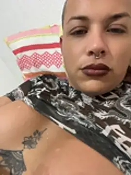 alicetgirlbr's Webcam Show