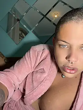 Show de alicetgirlbr na webcam