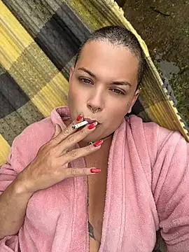 Show de alicetgirlbr na webcam