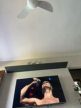 Webkamerová show alicetgirlbr
