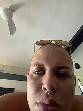 alicetgirlbr Webcam show