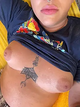 alicetgirlbr Pertunjukan Webcam