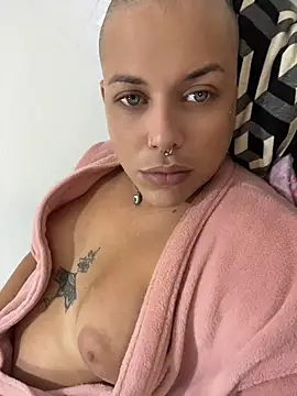 alicetgirlbr Webcam show